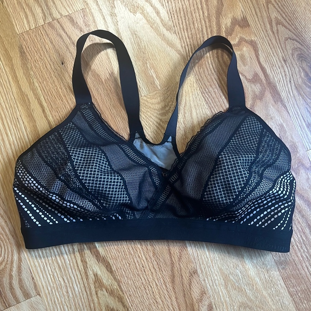 Lululemon bra 36D